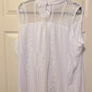 White summer casual or weekend shirts.